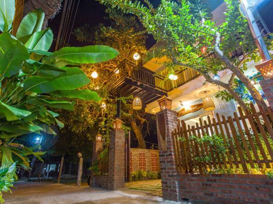 Peach House Bed & Breakfast Hoi An Exterior photo